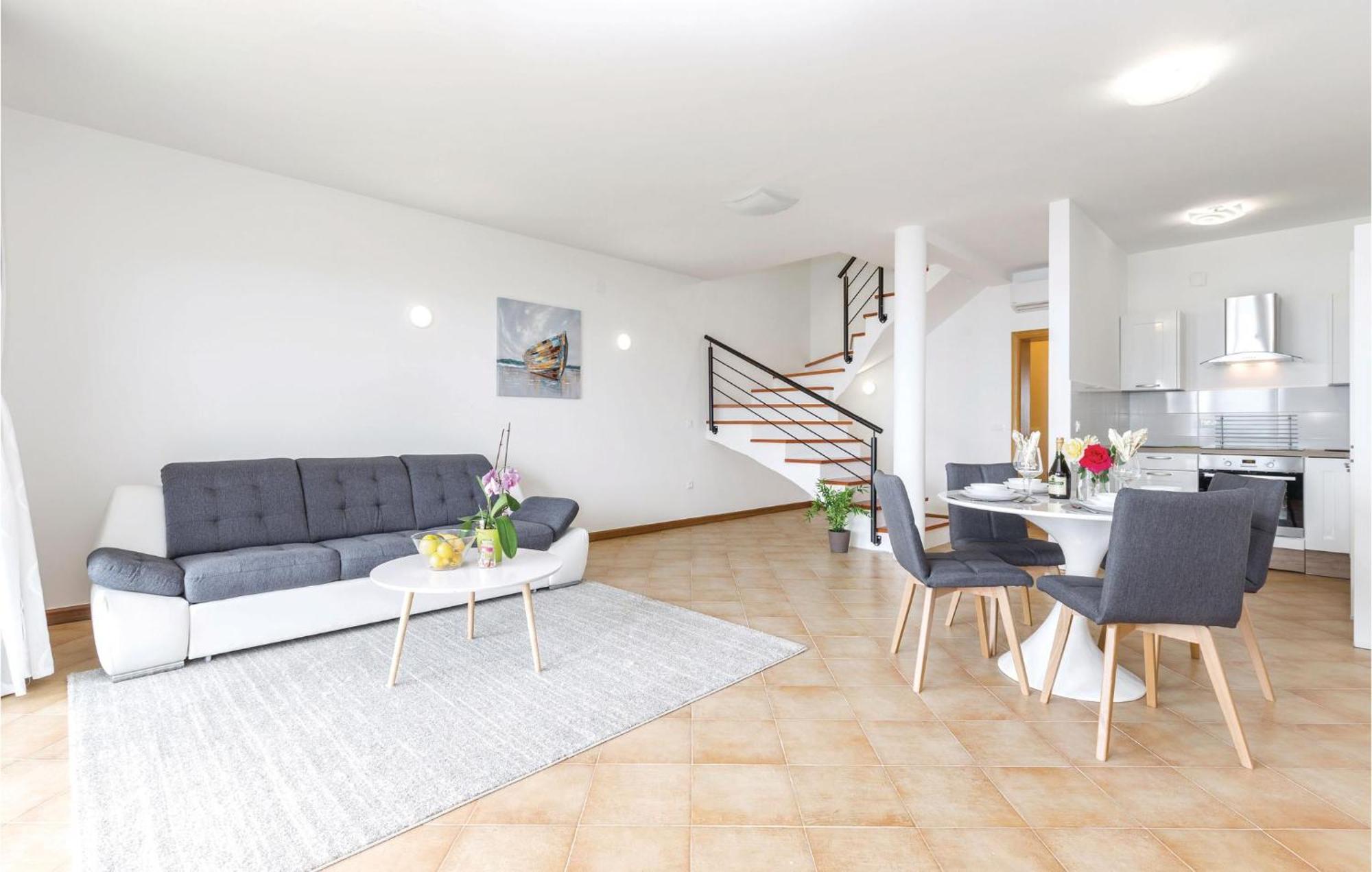 Cozy Apartment In Crikvenica With House Sea View Екстер'єр фото