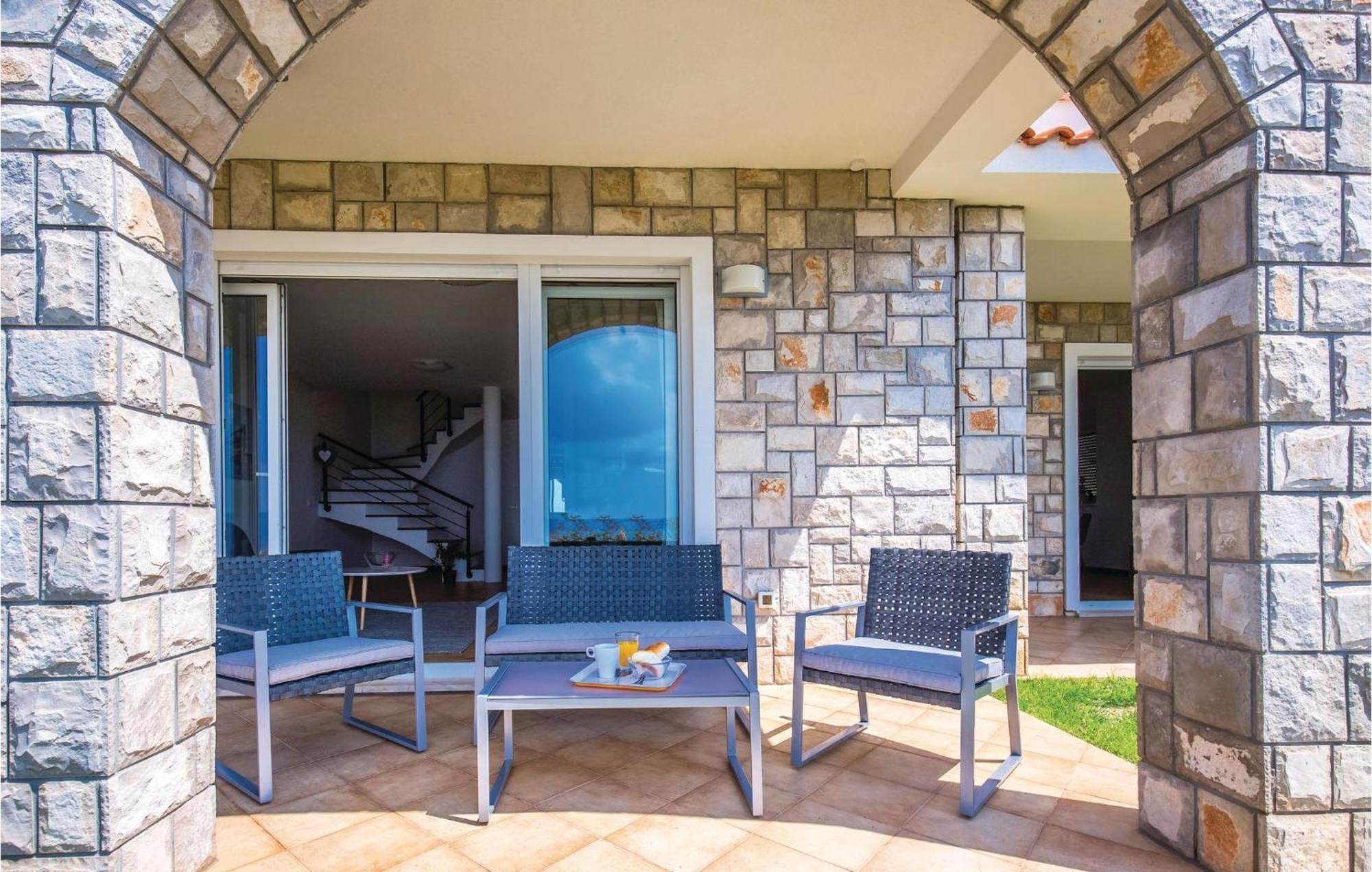 Cozy Apartment In Crikvenica With House Sea View Екстер'єр фото